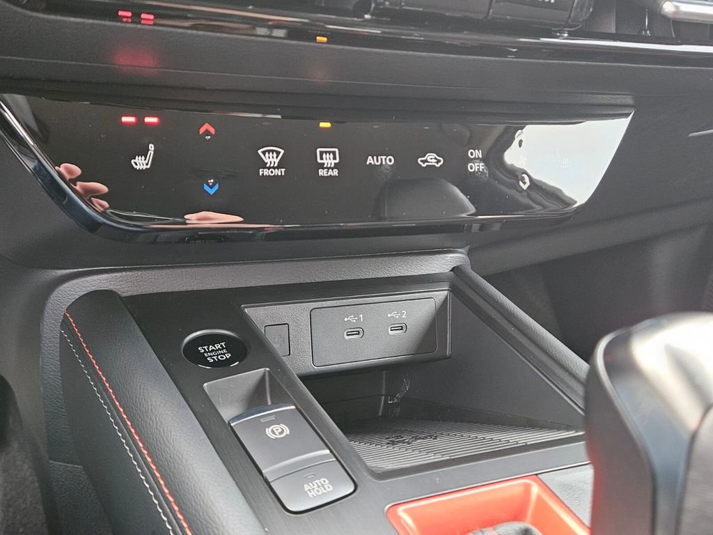 New 2026 Nissan Kicks SR w/ Cold Weather Package image 22