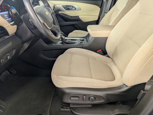 Certified 2022 Chevrolet Traverse LT image 13
