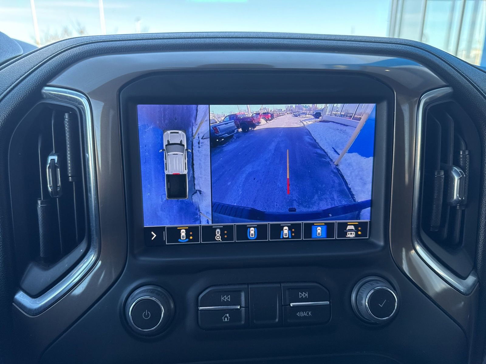 Used 2022 Chevrolet Silverado 3500 High Country w/ Z71 Off-Road Package image 24