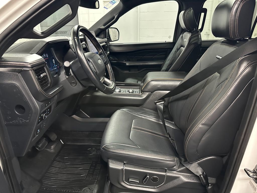 Used 2023 Ford Expedition Max Platinum AWD/4WD image 18