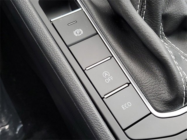 New 2025 Volkswagen Jetta SE image 30