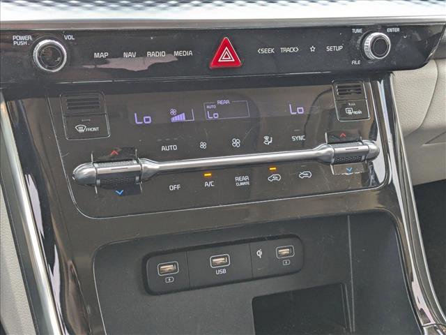 Used 2023 Kia Carnival SX Prestige image 15