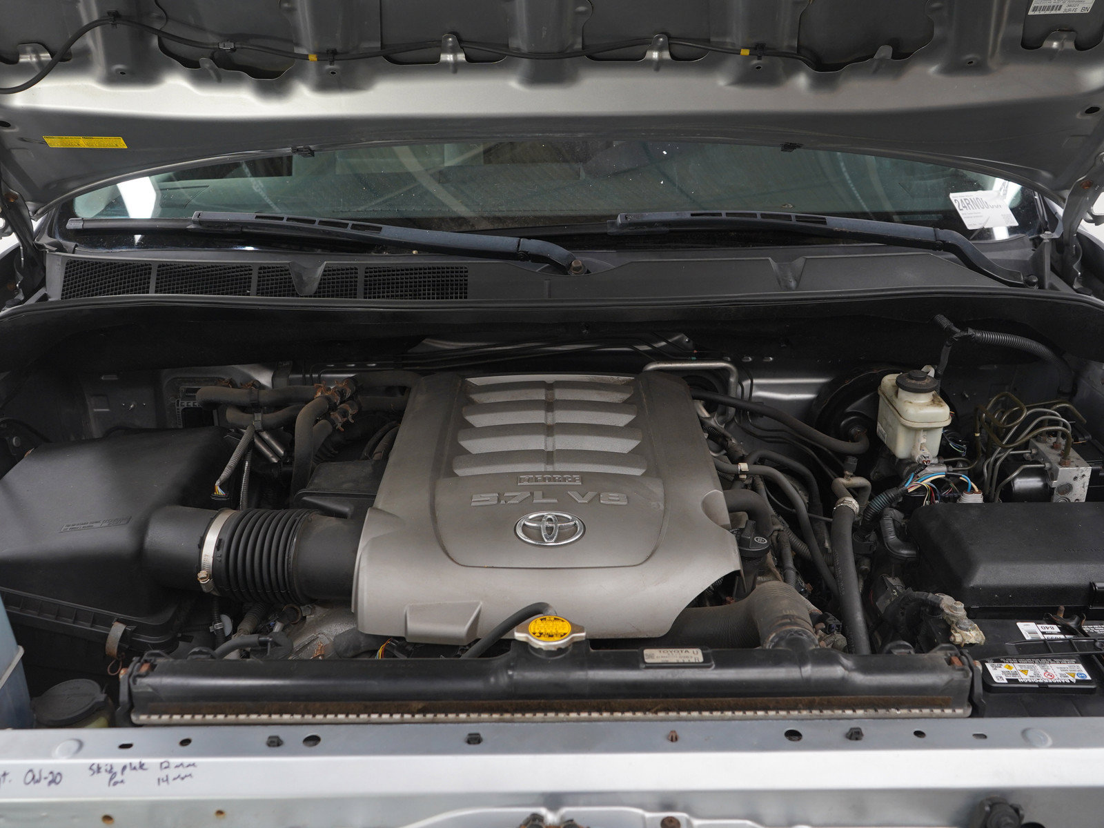 Used 2010 Toyota Sequoia SR5 AWD/4WD image 30