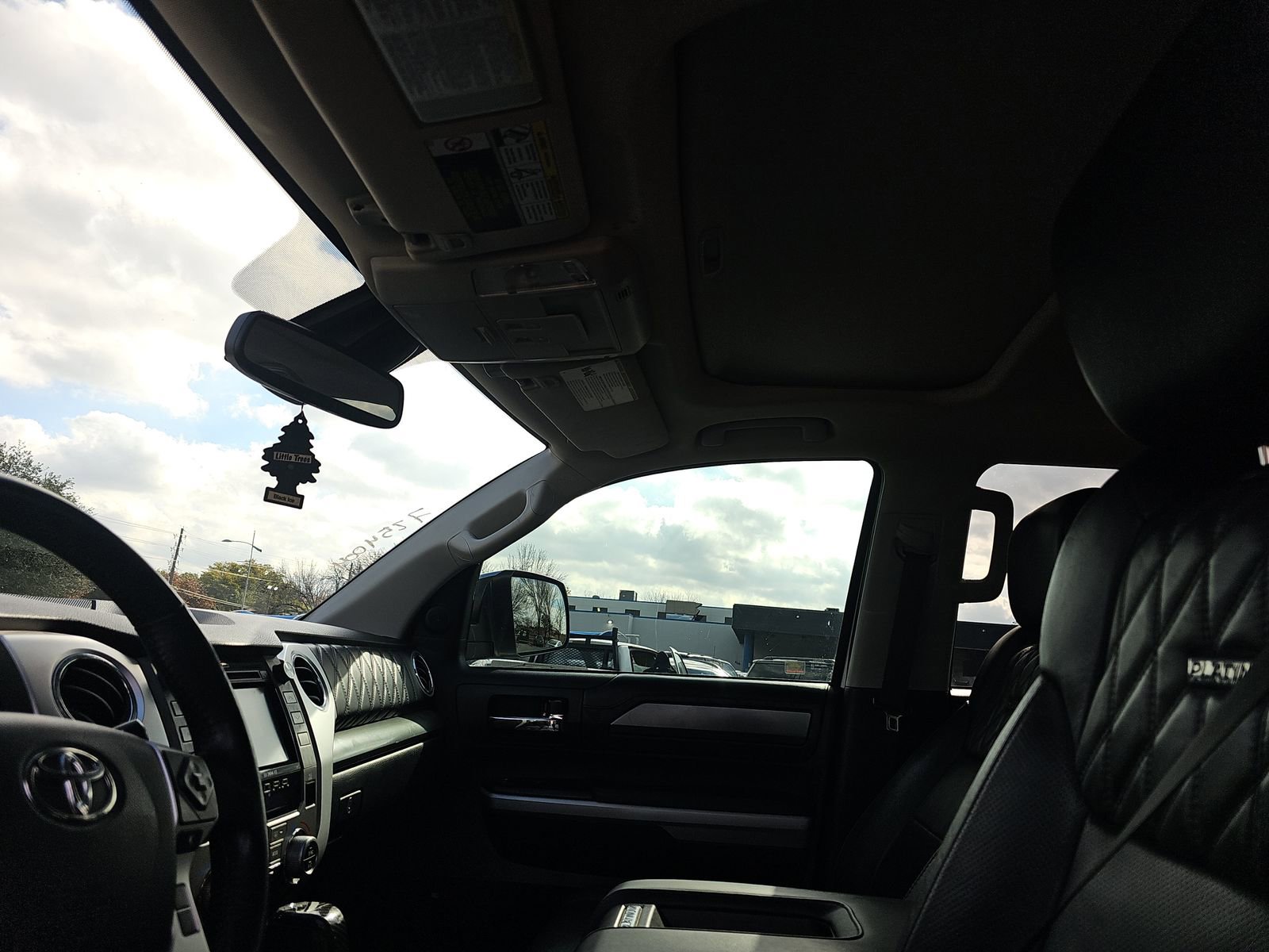 Used 2019 Toyota Tundra Platinum image 19