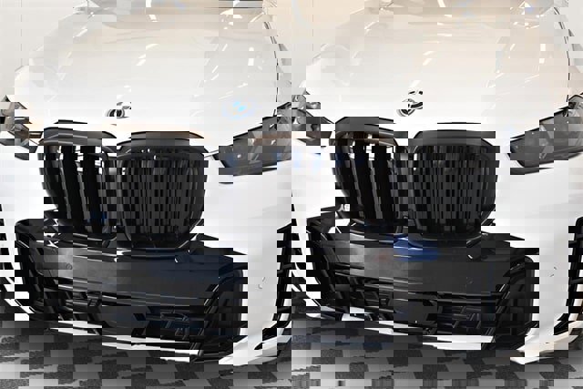 New 2026 BMW X5 xDrive50e image 30