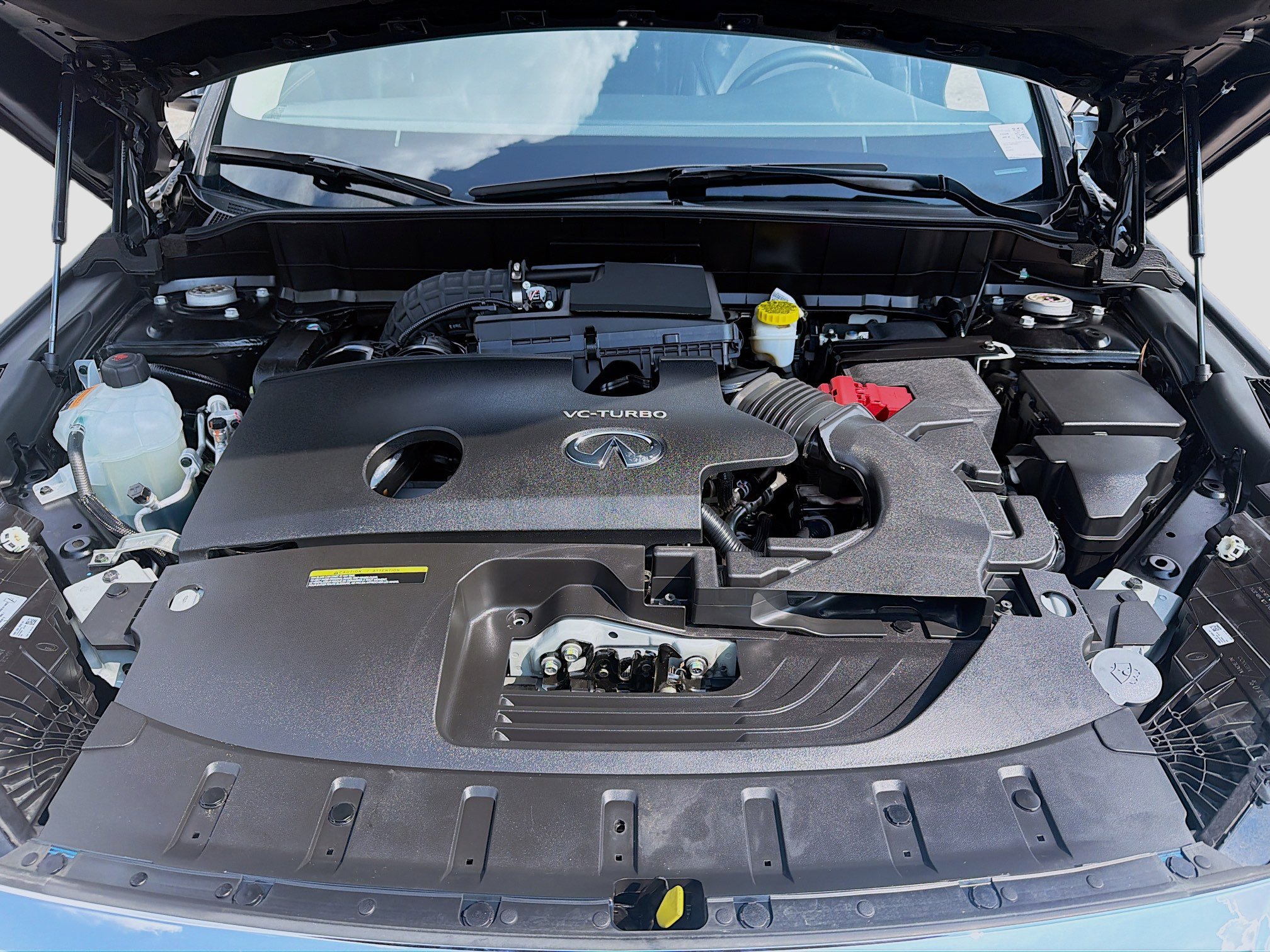 Used 2024 INFINITI QX50 Luxe w/ Accent Package FWD image 37
