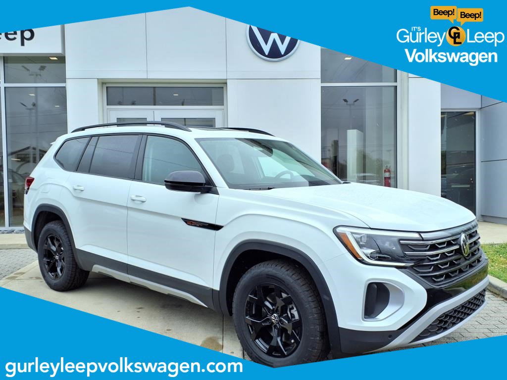 New 2025 Volkswagen Atlas Peak Edition SE