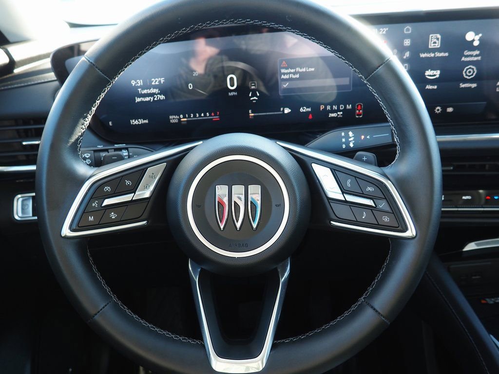 Used 2025 Buick Envision Preferred image 17