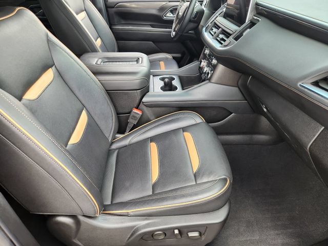Used 2024 GMC Yukon AT4 w/ AT4 Premium Package AWD/4WD image 9