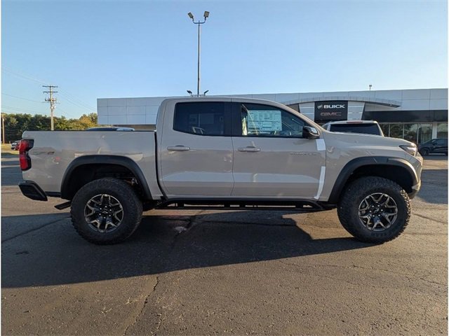 New 2026 Chevrolet Colorado ZR2 w/ Technology Package image 8