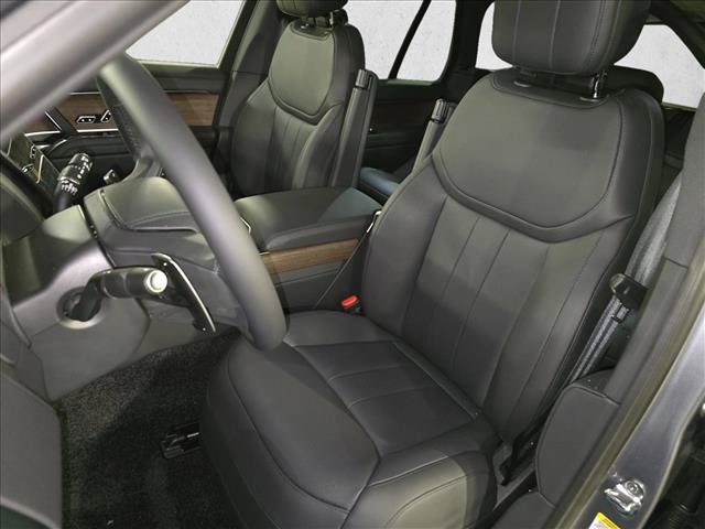 New 2026 Land Rover Range Rover SE AWD/4WD image 13