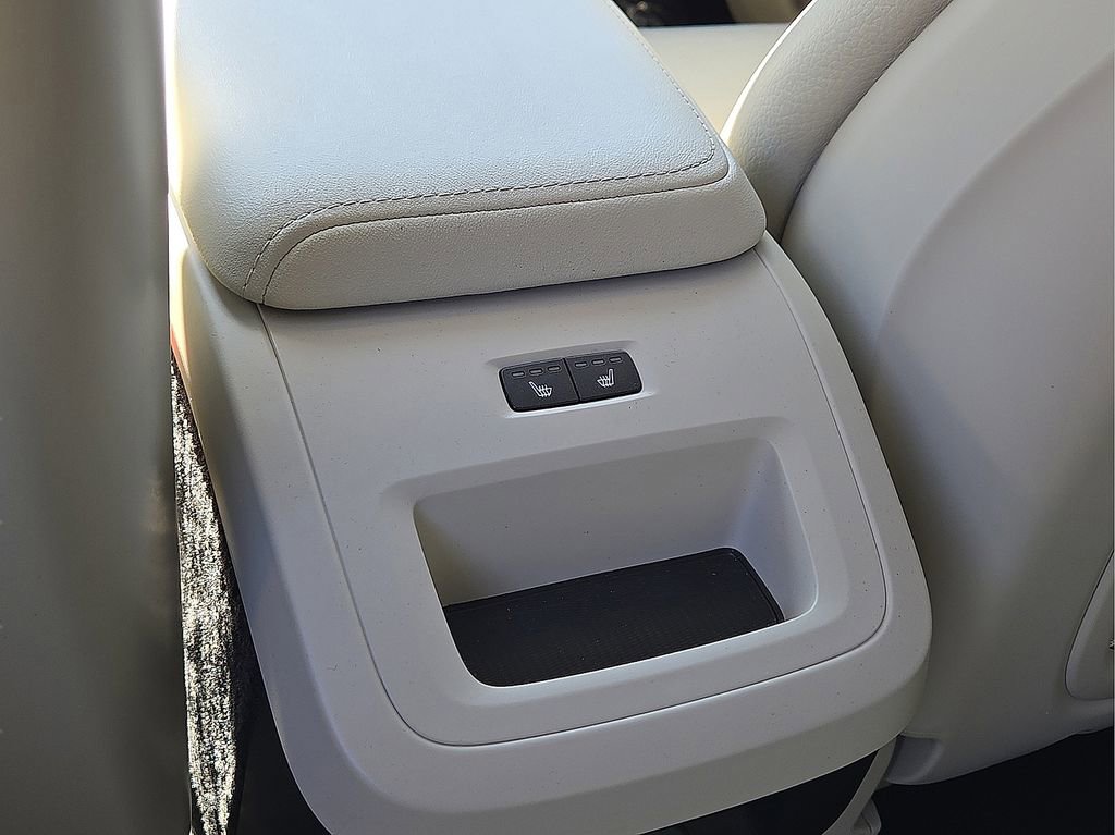 Used 2024 Volvo S60 B5 Core w/ Climate Package image 16