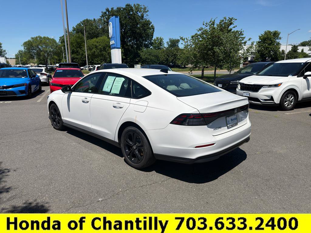 Used 2025 Honda Accord SE image 5
