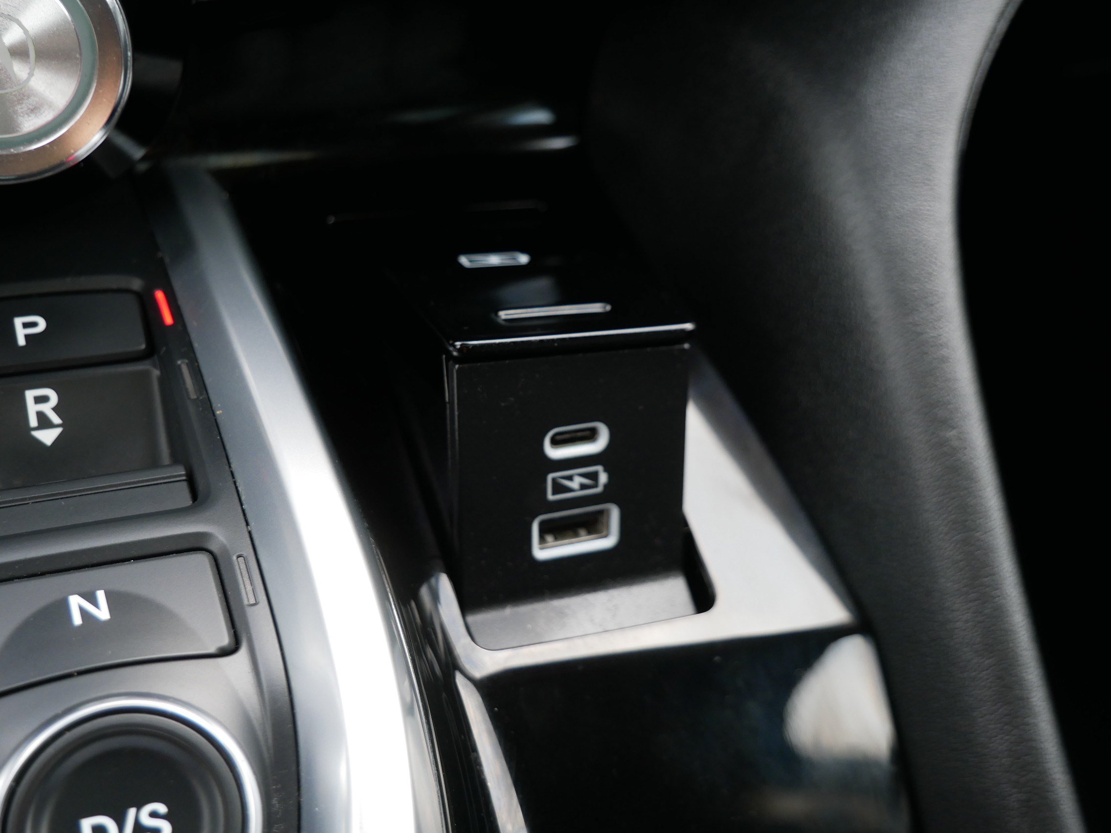 Certified 2024 Acura MDX SH-AWD w/ Technology Package image 32