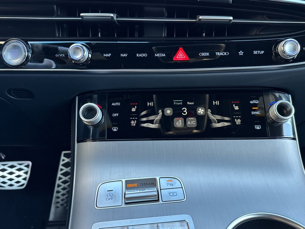 New 2026 Genesis GV70 3.5T Sport Advanced image 9