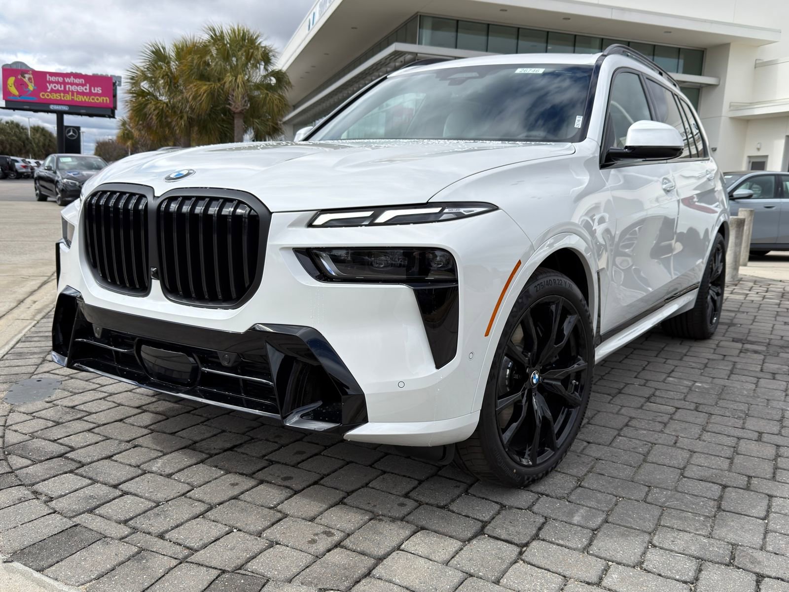 New 2026 BMW X7 xDrive40i w/ M Sport Package