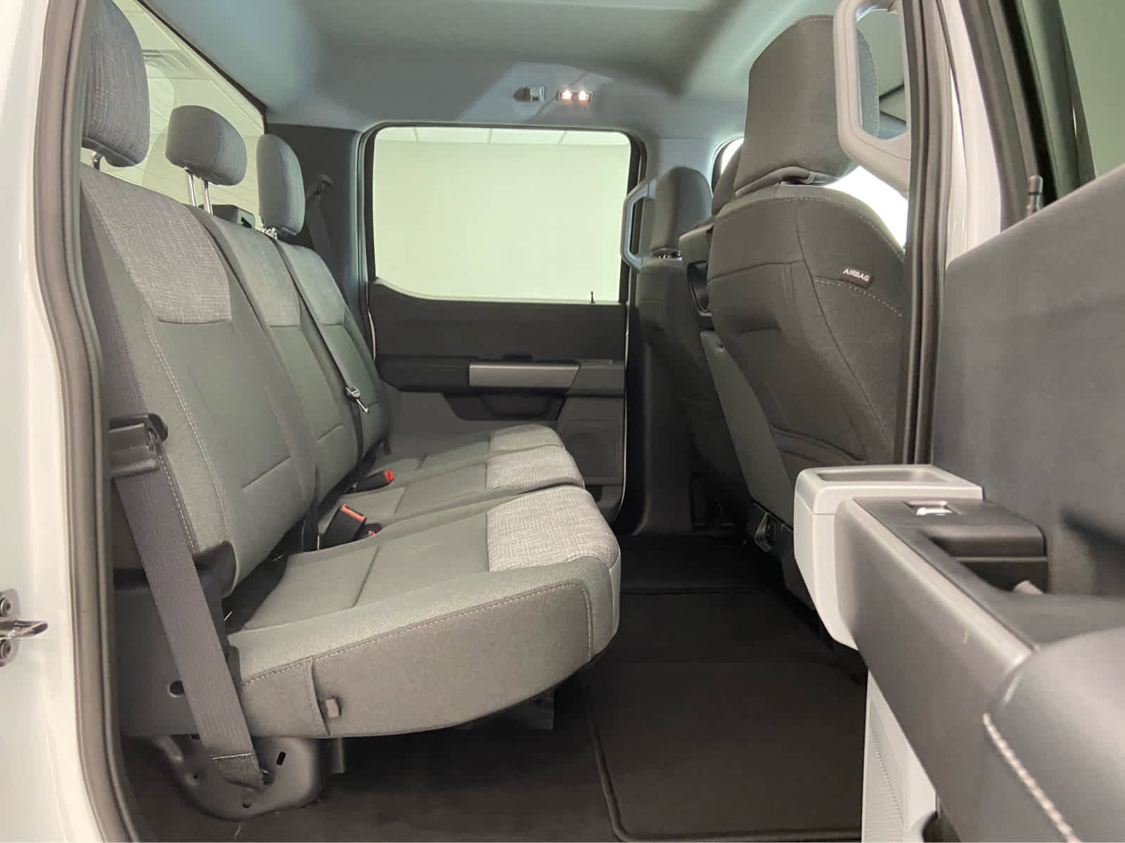 New 2026 Ford F450 XLT w/ FX4 Off-Road Package image 13