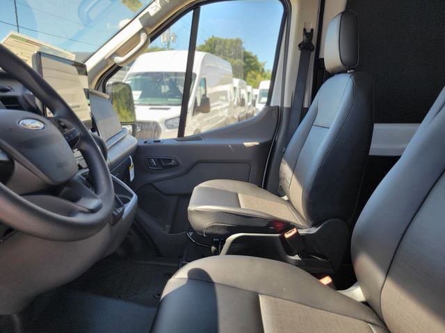 New 2026 Ford Transit 250 Low Roof RWD image 18