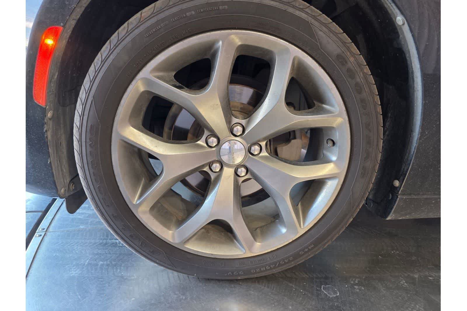 Used 2016 Dodge Charger SXT w/ Rallye Group RWD image 11