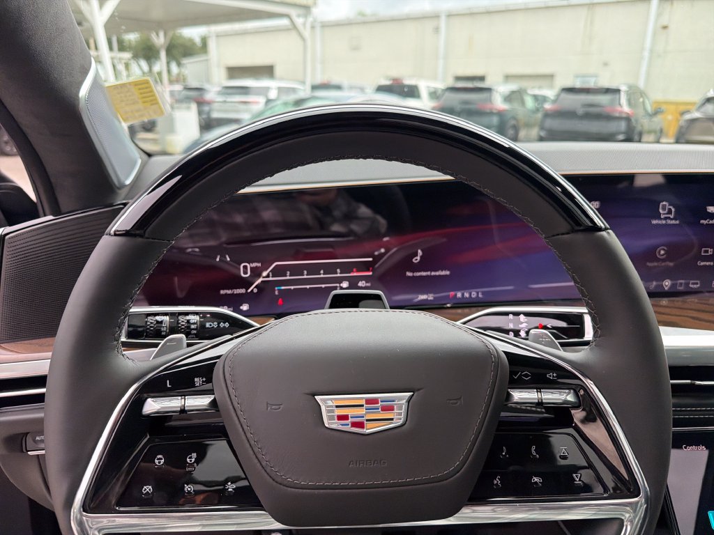 Used 2026 Cadillac Escalade Platinum Sport w/ LPO, ONYX Package AWD/4WD image 21