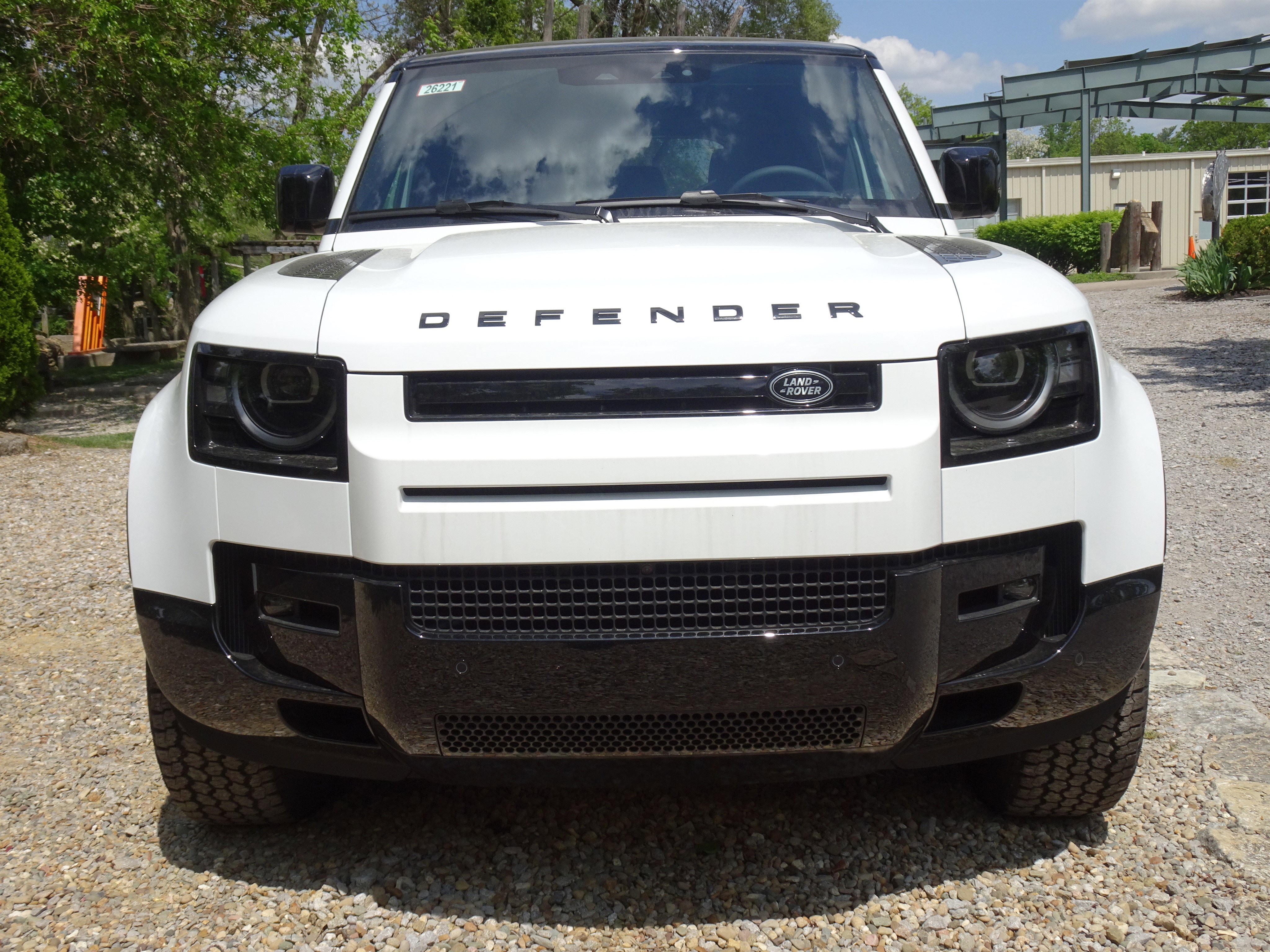 New 2026 Land Rover Defender 110 X-Dynamic SE AWD/4WD image 14