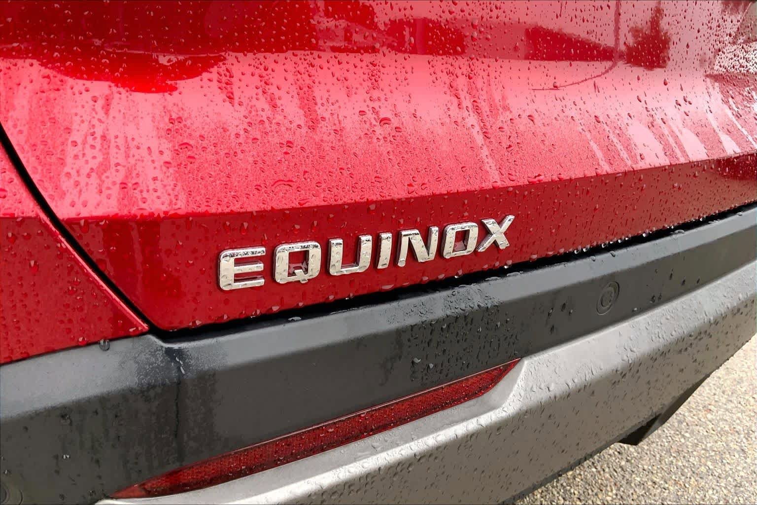 Used 2026 Chevrolet Equinox LT FWD image 29
