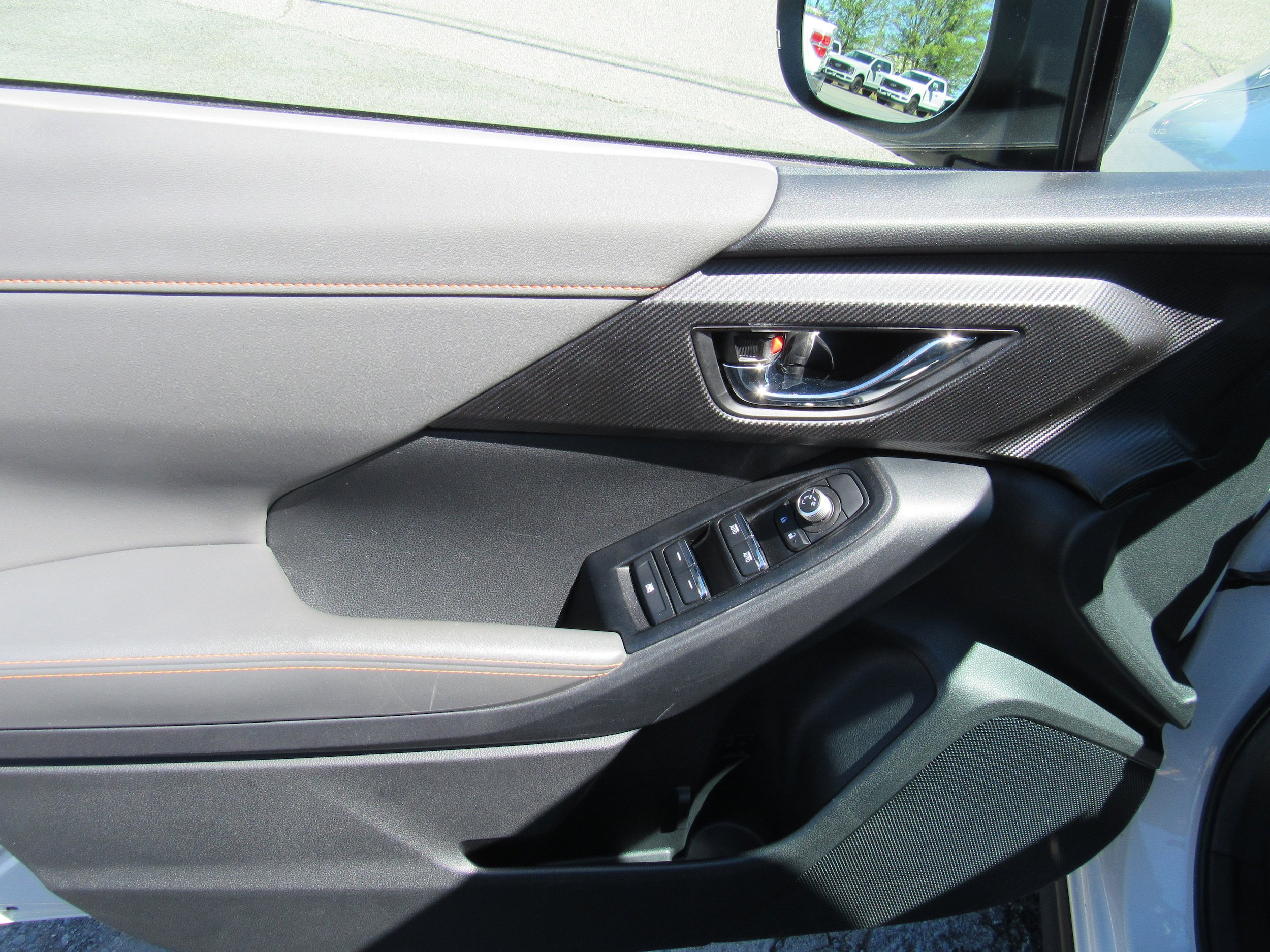 Used 2024 Subaru Crosstrek 2.5i Limited w/ Crosstrek Mirror Package AWD/4WD image 12