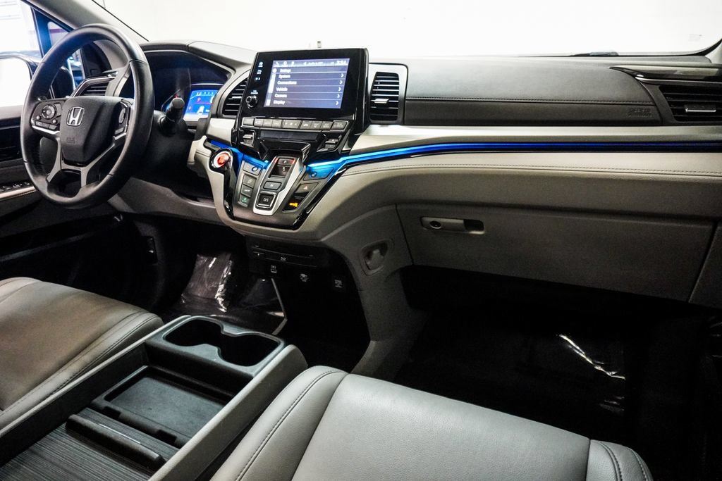 Used 2022 Honda Odyssey Touring image 11