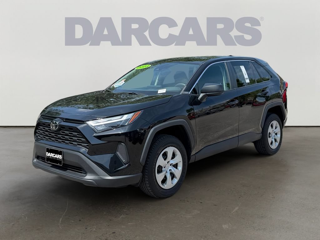 Used 2023 Toyota RAV4 LE FWD image 3