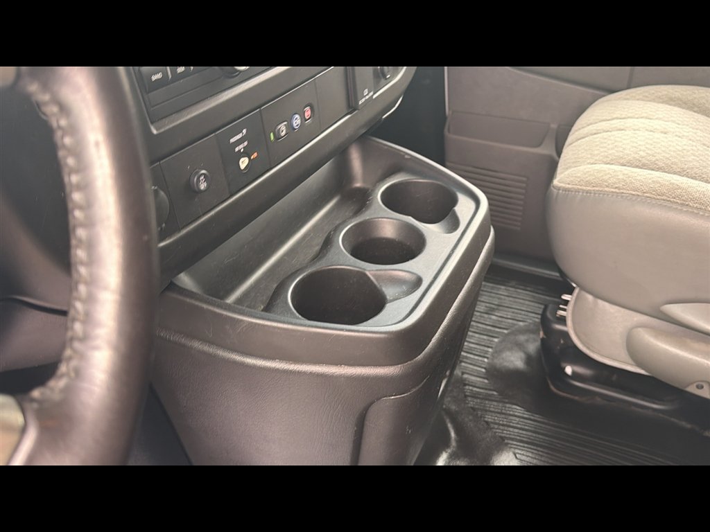 Used 2019 Chevrolet Express 2500 w/ Communications Package RWD image 17