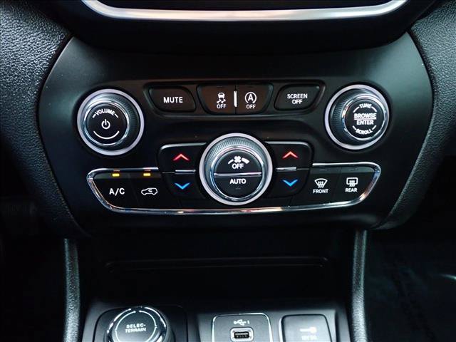 Used 2022 Jeep Cherokee Latitude Lux AWD/4WD image 21