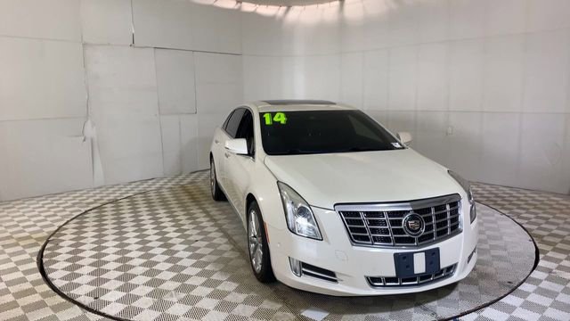 Used 2014 Cadillac XTS Premium w/ Driver Assist Package FWD image 5