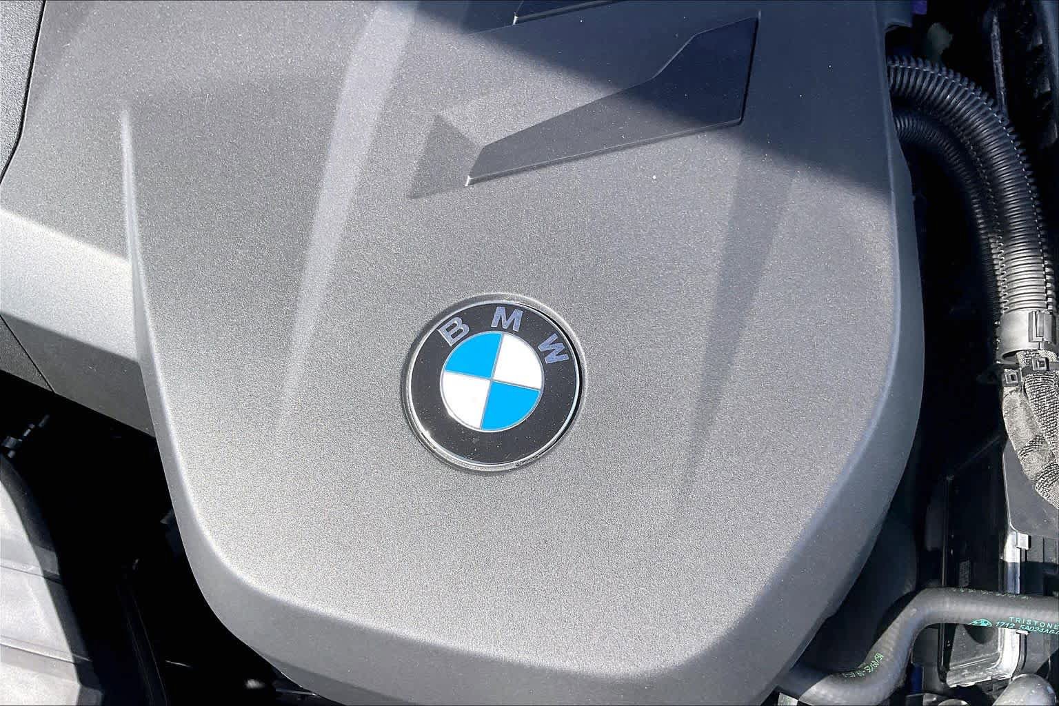 Used 2026 BMW 330i xDrive Sedan w/ M Sport Package AWD/4WD image 17