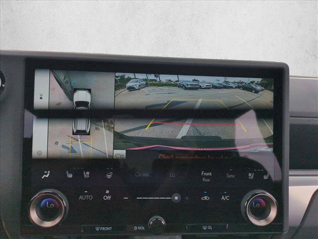 Used 2025 Lexus GX 550 w/ Accessory Package (Z1) AWD/4WD image 13