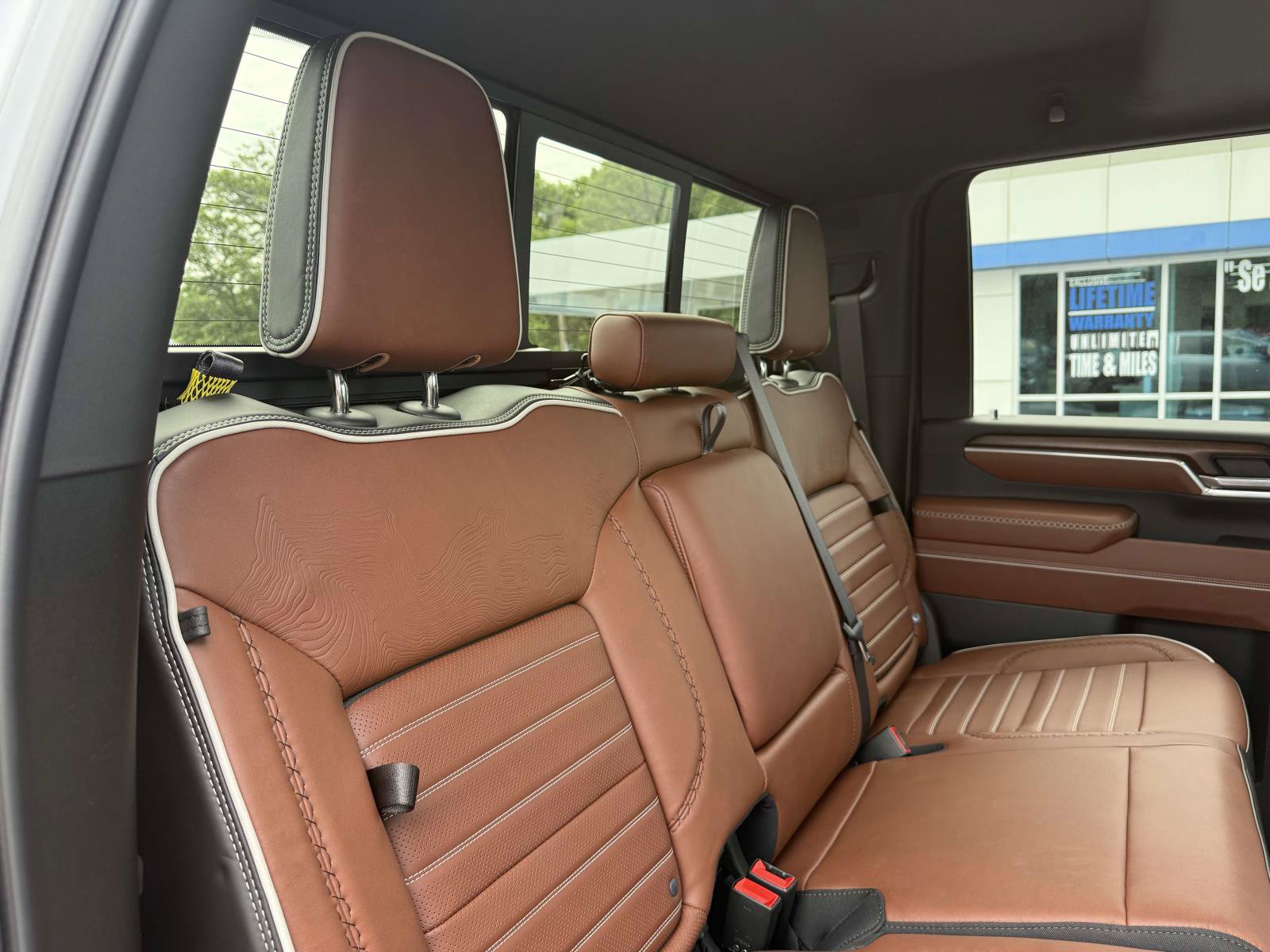 Used 2026 GMC Sierra 2500 Denali Ultimate w/ Max Trailering Package AWD/4WD image 31