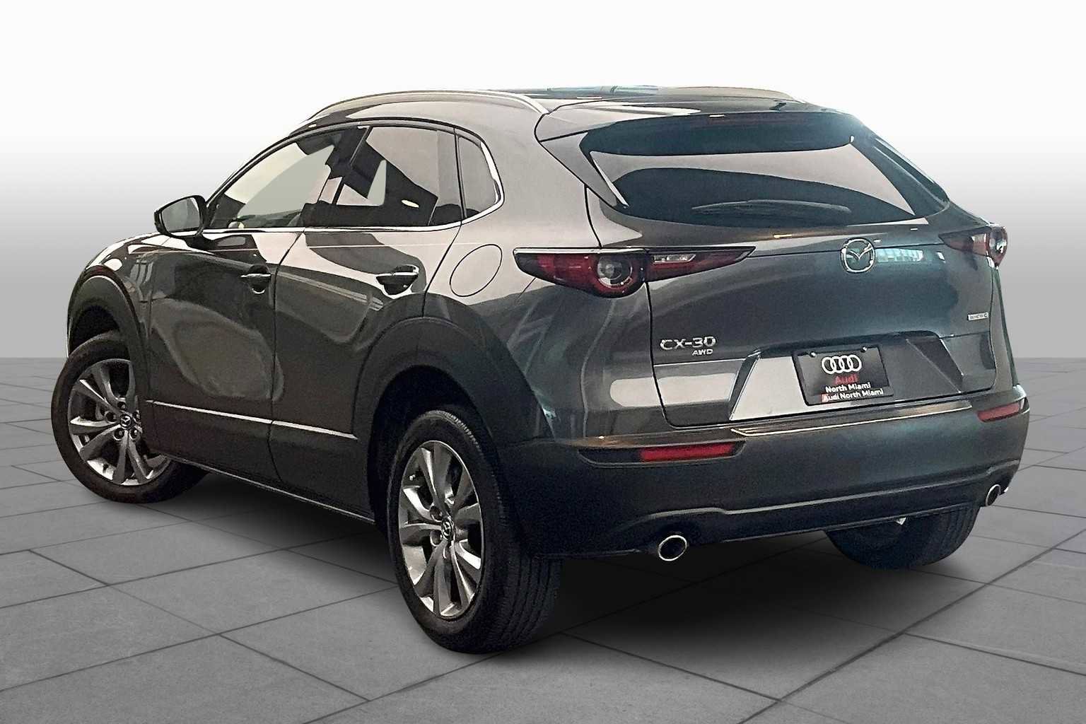 Used 2023 MAZDA CX-30 AWD 2.5 S w/ Premium Package image 11