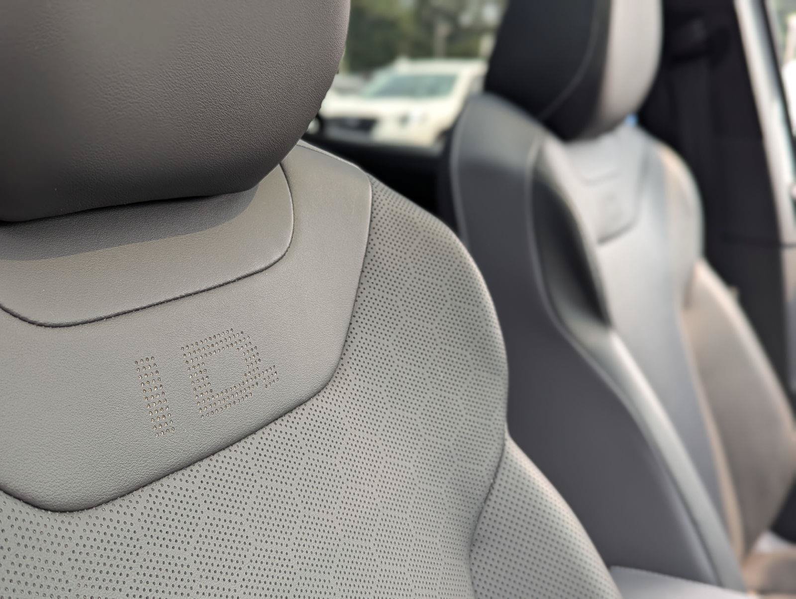 Certified 2024 Volkswagen ID.4 Pro S AWD/4WD image 37