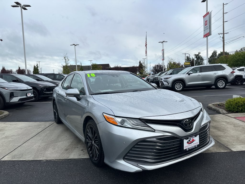 Used 2018 Toyota Camry XLE FWD image 7