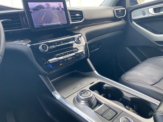 Used 2023 Ford Explorer Limited image 49