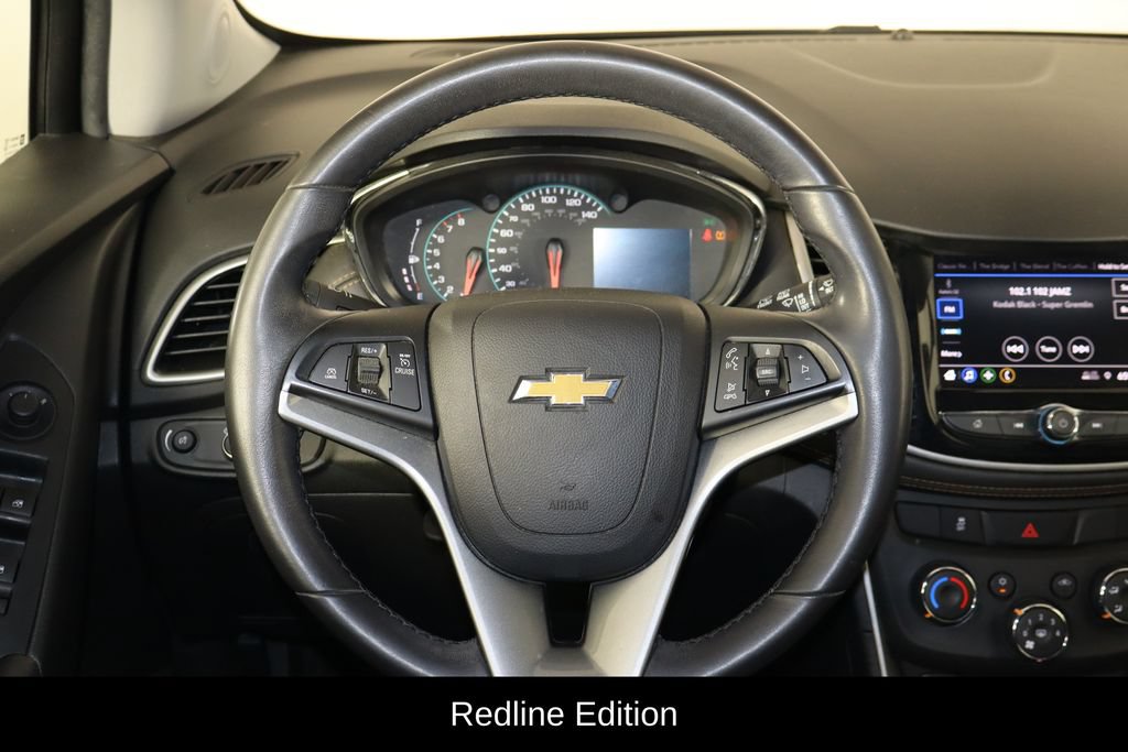 Used 2020 Chevrolet Trax LT FWD image 7