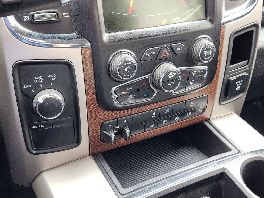 Used 2015 RAM 2500 Laramie w/ Convenience Group image 21