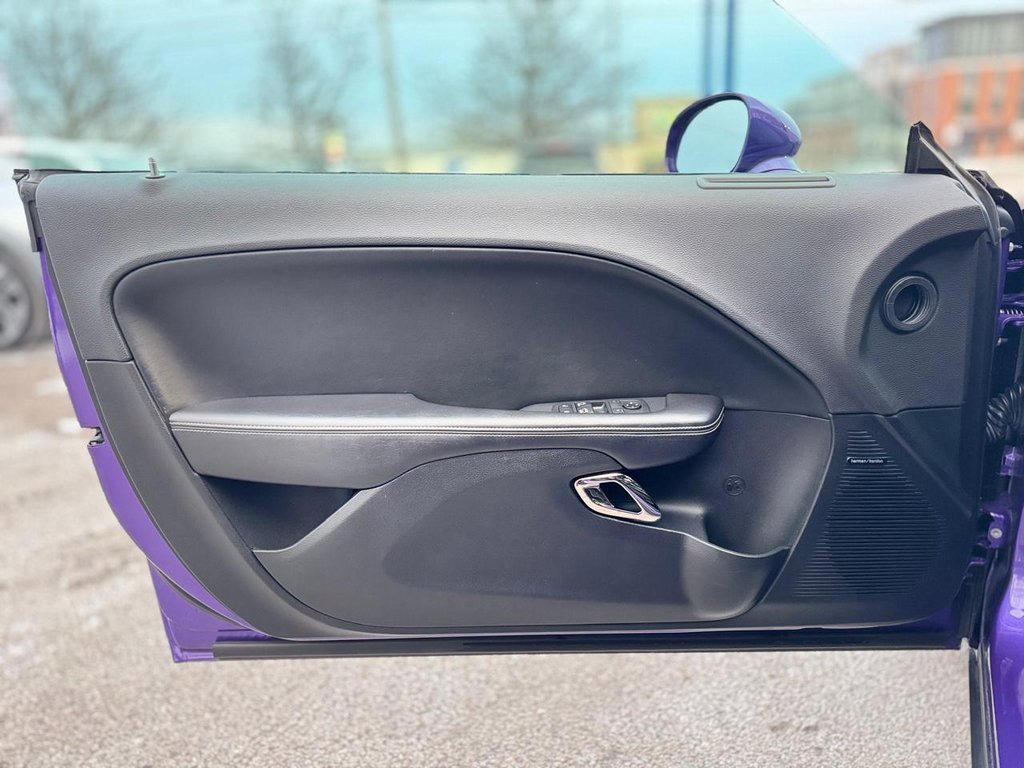 Used 2018 Dodge Challenger SRT Hellcat image 12