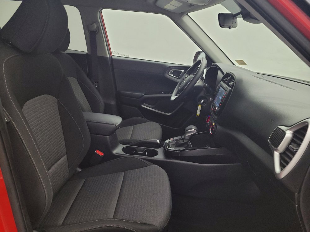 Used 2020 Kia Soul S FWD image 21