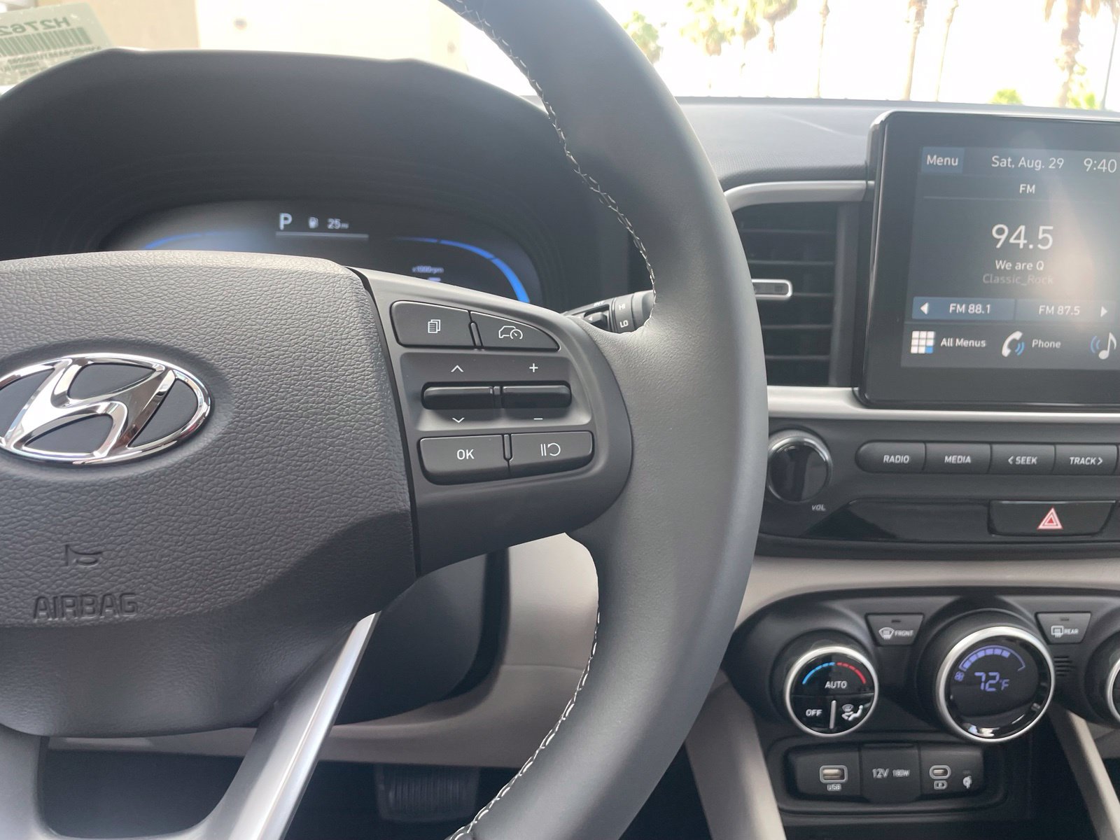 New 2026 Hyundai Venue SEL FWD image 20