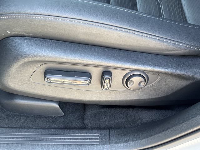 Used 2025 Honda CR-V EX-L image 19