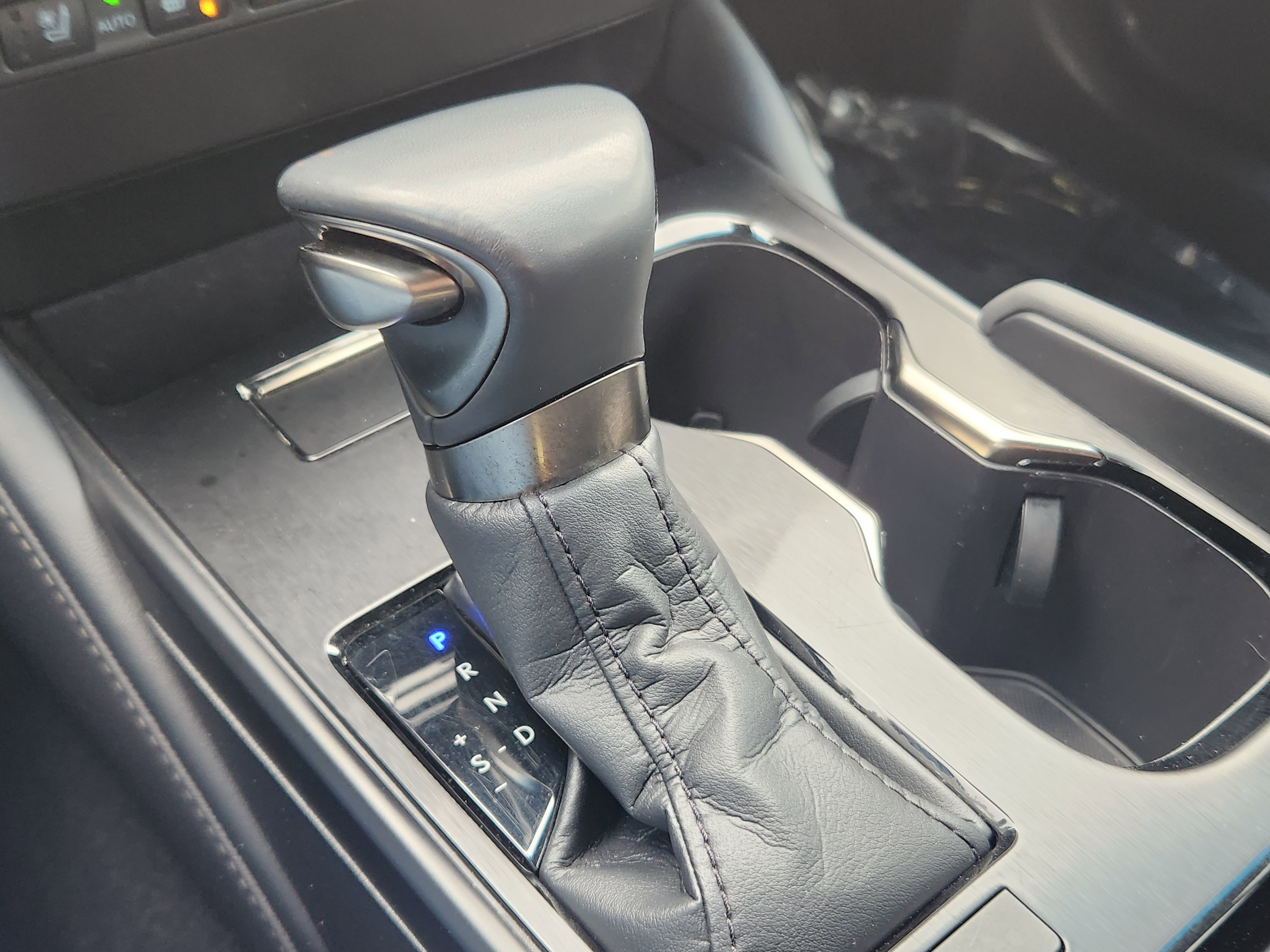 Used 2023 Lexus ES 250 w/ Premium Package image 11