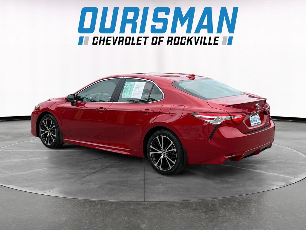 Used 2020 Toyota Camry SE w/ Audio Package AWD/4WD image 4