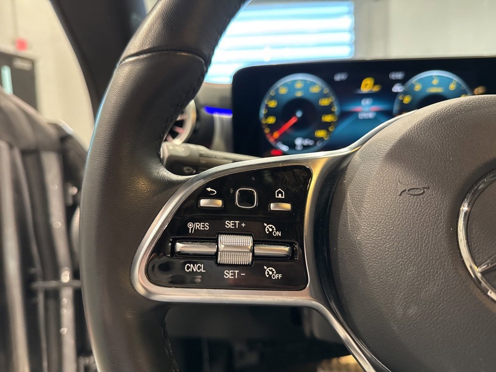 Used 2023 Mercedes-Benz CLA 250 4MATIC image 31