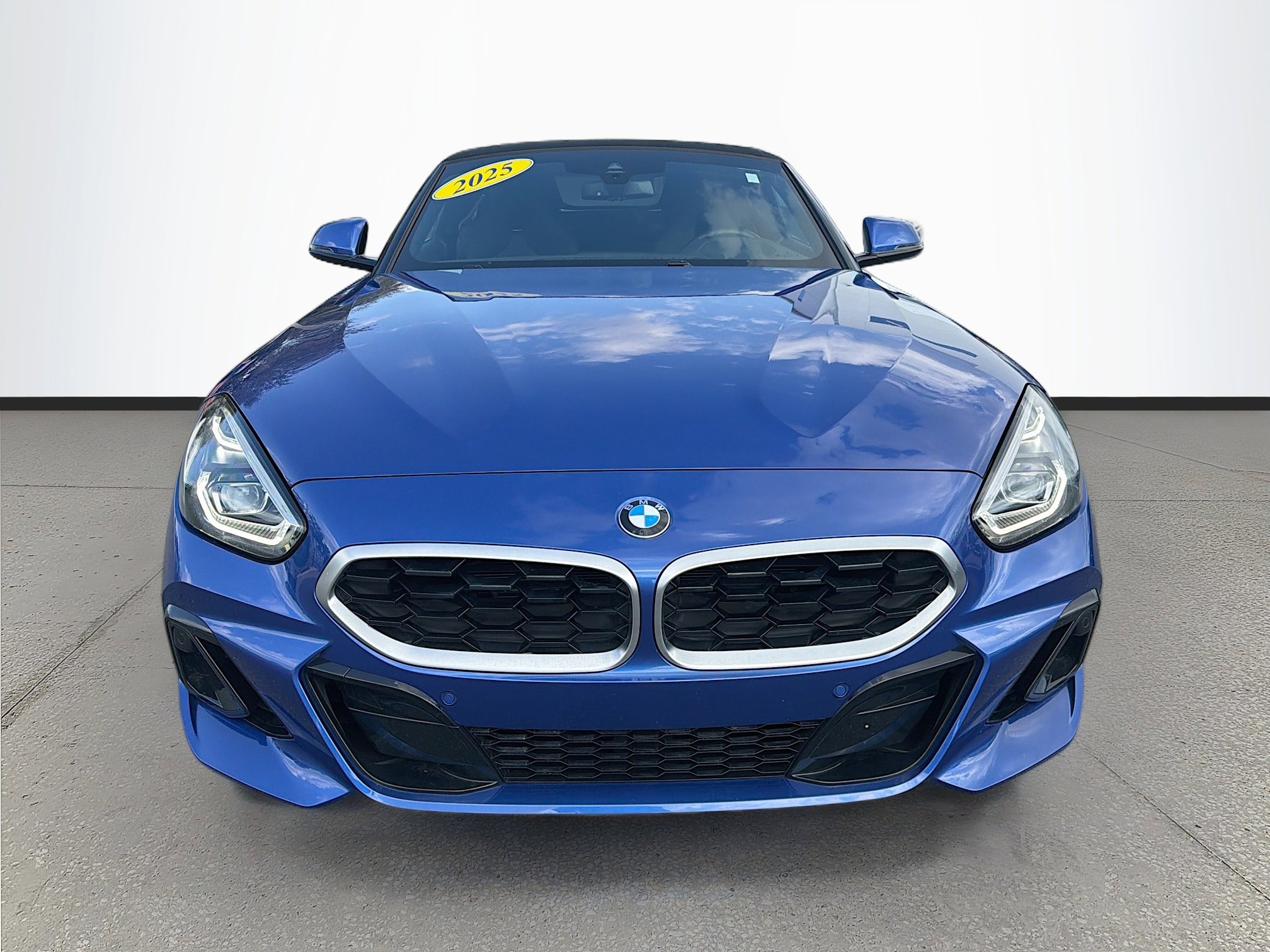 Used 2025 BMW Z4 sDrive30i image 9