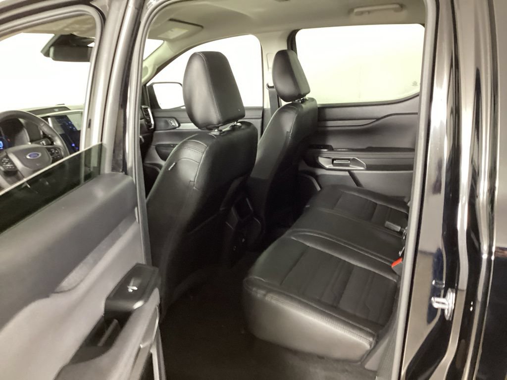 Used 2025 Ford Ranger Lariat w/ Black Appearance Package AWD/4WD image 28